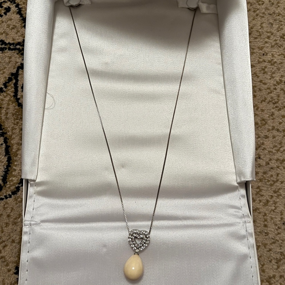 Amore & Baci Necklace